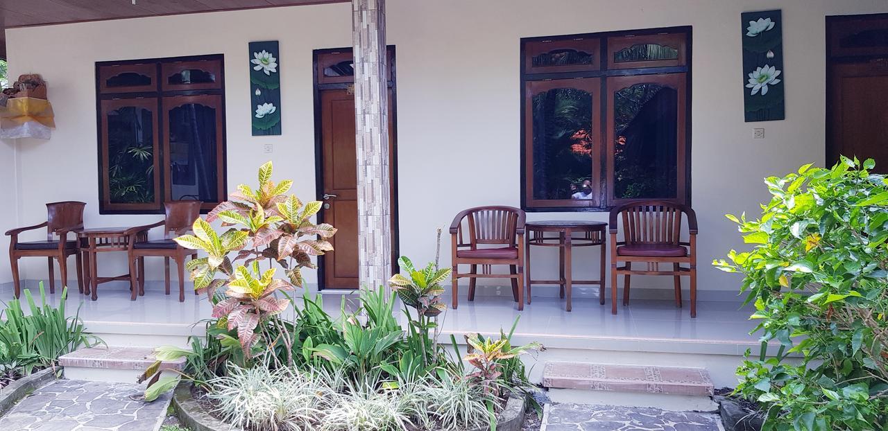 Kusnadi Hotel Legian Exterior foto