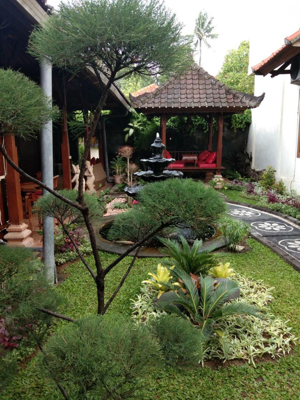 Kusnadi Hotel Legian Exterior foto