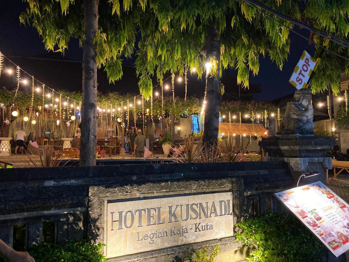 Kusnadi Hotel Legian Exterior foto